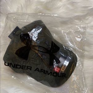 BRAND NEW TAGS INCLUDED UNDER ARMOUR HAT